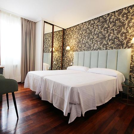 Hosteria De Adarzo Auto Check Сантандер Экстерьер фото